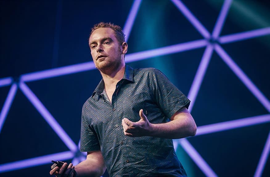 Matthew Woodward speaking at an SEO conference